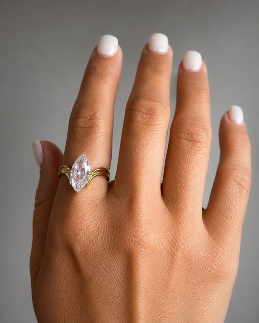 Anillo Luna Marquis